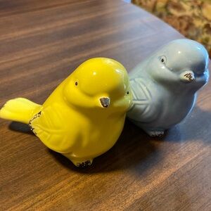 LOVELY PAIR OF BIRD FIGURINES